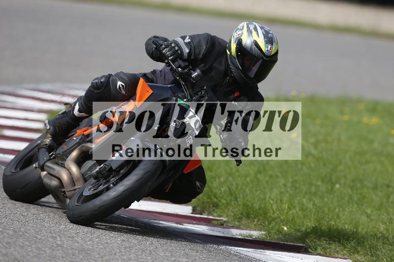 /53 16.09.2025 Track Day Domi Aegerter ADR/Gruppe gruen/70